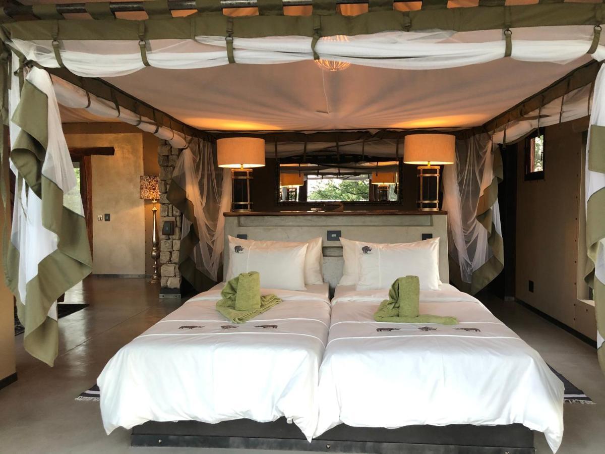 Etosha Oberland Lodge Окаукуэджо Экстерьер фото
